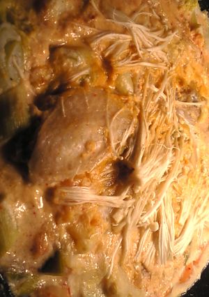 鶏手羽先のキムチ豆乳鍋-レシピのメイン写真