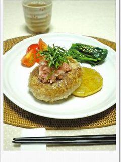 梅おろしでさっぱり✿大人の和風ハンバーグ-レシピのメイン写真