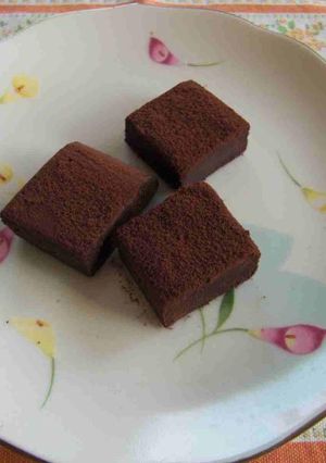 甘さ控えめ☆大人の生チョコ-レシピのメイン写真