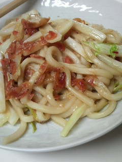 白味噌と桜えび☆こくうま~焼きうどん♪-レシピのメイン写真