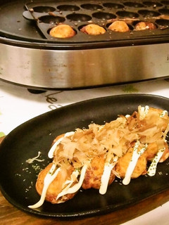 何でも入れて闇鍋風に楽しく☆簡単タコ焼き-レシピのメイン写真