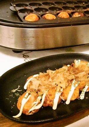 何でも入れて闇鍋風に楽しく☆簡単タコ焼き-レシピのメイン写真