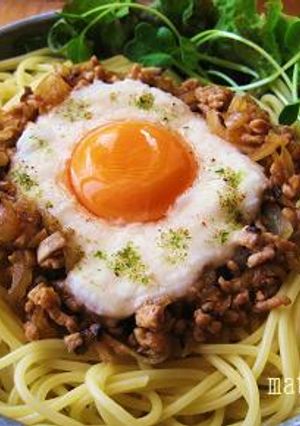 月見とろろ♪そぼろスパゲティ-レシピのメイン写真