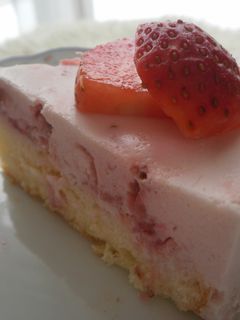 いちごのムースケーキ-レシピのメイン写真