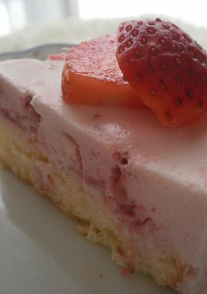 いちごのムースケーキ-レシピのメイン写真