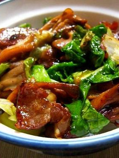 焼肉バター風味のレタ舞茸豚丼-レシピのメイン写真