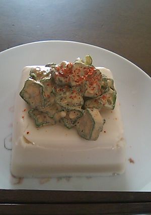 MaaaaNの豆腐とオクラで冷ややっこ-レシピのメイン写真