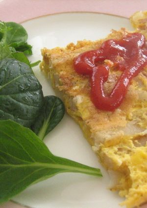 朝食に～冷凍フライドポテトでオムレツ♪-レシピのメイン写真
