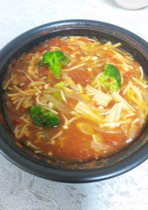タジンで☆簡単トマト鍋☆-レシピのメイン写真