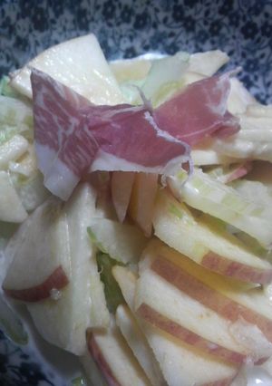 りんごとセロリの生ハムサラダ-レシピのメイン写真