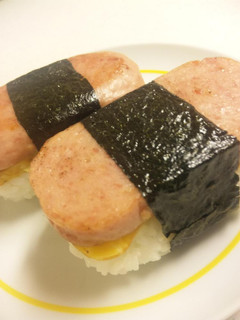 ボリューム満点★スパムおにぎり-レシピのメイン写真