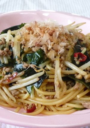 もやしとわかめのピリ辛和風パスタ-レシピのメイン写真