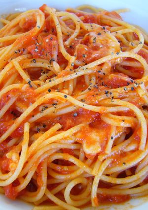 トマト（缶）とモッツァレラチーズのパスタ-レシピのメイン写真