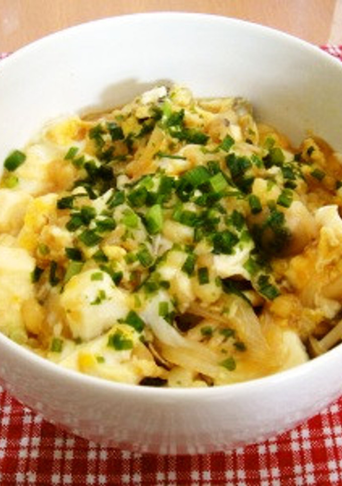 簡単節約♪くずし豆腐と天かすのふわふわ丼-レシピのメイン写真