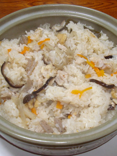 土鍋で簡単おいしい炊き込みご飯-レシピのメイン写真
