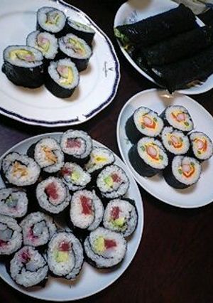 恵方巻きといっしょに☆楽しい巻き寿司-レシピのメイン写真