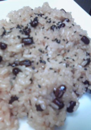絶品!!炊飯器で炊く簡単赤飯♪♪♪-レシピのメイン写真