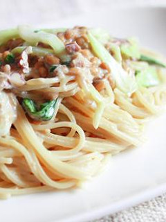 納豆と青梗菜の豆乳味噌パスタ。-レシピのメイン写真
