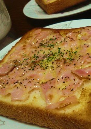 朝からガツン☆ハムマヨガーリックトースト-レシピのメイン写真