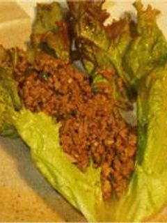 ピリカラ納豆挽肉のレタス包み-レシピのメイン写真