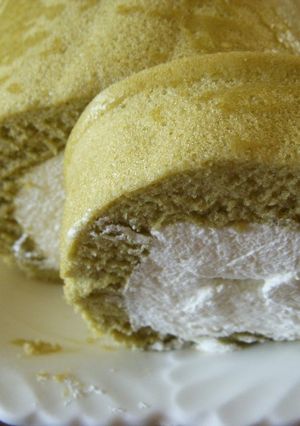ふわふわ抹茶ロール-レシピのメイン写真
