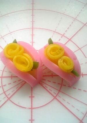 かまぼことたくあんで飾り切り-レシピのメイン写真