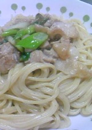 簡単お手軽ランチ♪豚ネギゴマドレパスタ-レシピのメイン写真