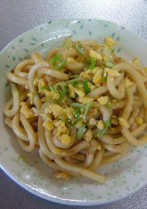 超簡単！早い！シンプルな焼きうどん-レシピのメイン写真