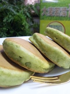 抹茶じゃないよ、青汁ホットケーキ♪-レシピのメイン写真