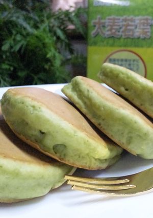 抹茶じゃないよ、青汁ホットケーキ♪-レシピのメイン写真
