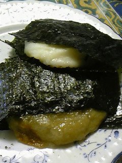 ☆お餅の焼き醤油海苔巻き☆-レシピのメイン写真