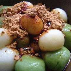 รูปของ 豆腐白玉（抹茶×白）