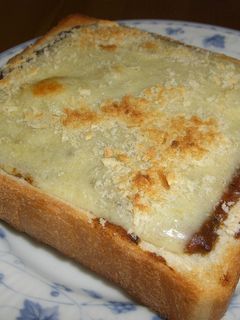 シンプル☆カレーチーズトースト-レシピのメイン写真