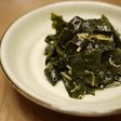 簡単おすすめ。わかめと生姜のごま油炒め
