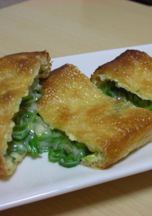 簡単おつまみ♥油揚げのネギチーズ詰め-レシピのメイン写真