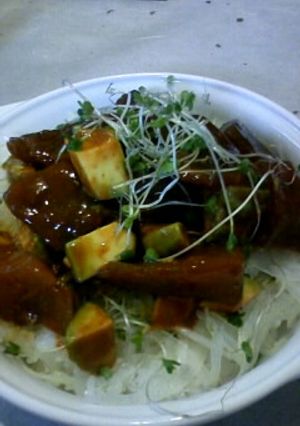 ☆今日はウチ飲み☆韓国風まぐろとアボカ丼-レシピのメイン写真