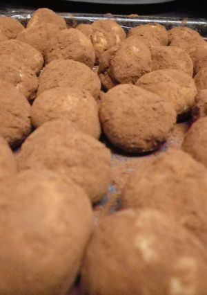 手軽に作る☆ミルキーチョコトリュフ-レシピのメイン写真