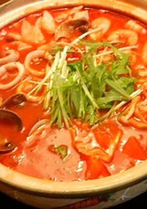 濃厚!スープのおいしいトマト鍋-レシピのメイン写真