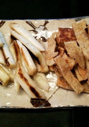 カリカリ油揚げと焼きねぎのご馳走味噌汁-レシピのメイン写真