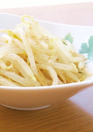 ∮ すり胡麻たっぷり✰彡もやしナムル ∮-レシピのメイン写真