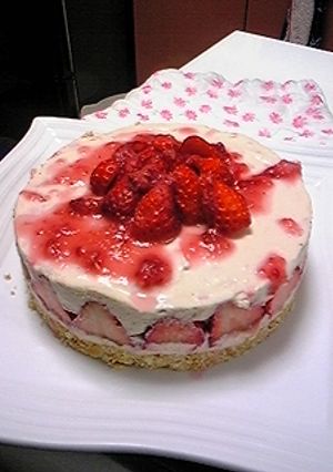 ストロベリーレアチーズケーキ-レシピのメイン写真