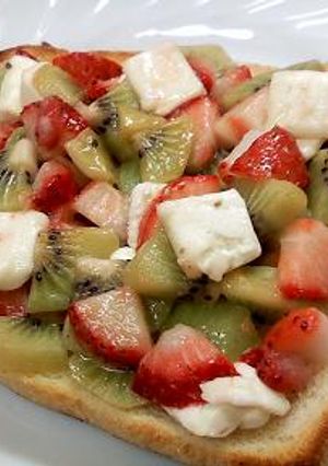 いちごキウイクリチーのフレッシュトースト-レシピのメイン写真
