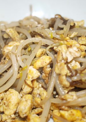もやし＆もずくのモーモーたまご炒め-レシピのメイン写真