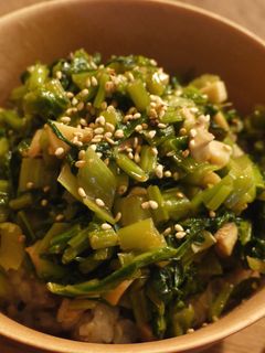 カブの葉とエリンギの炒めかけごはん-レシピのメイン写真