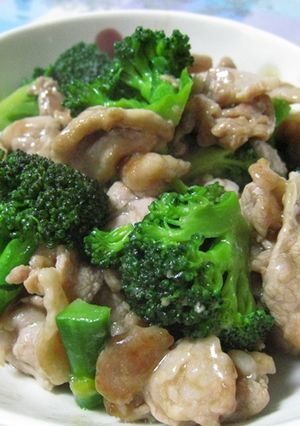 ブロッコリーと豚肉のオイスターソース炒め-レシピのメイン写真