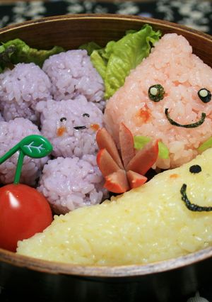 ｷｬﾗ弁☆デコふりでフルーツ盛り-レシピのメイン写真
