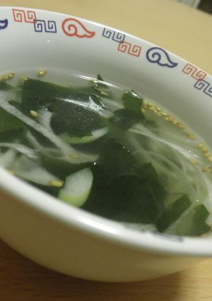 韓国のお出汁ダシダdeわかめスープ-レシピのメイン写真