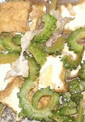 苦瓜と厚揚げの炒め物-レシピのメイン写真