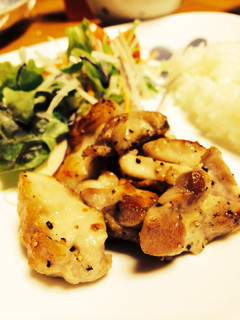 シンプル美味☆*鶏もも肉塩胡椒焼き*☆-レシピのメイン写真