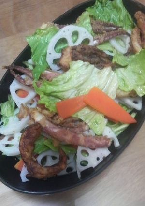 イカゲソと蓮根のサラダ-レシピのメイン写真